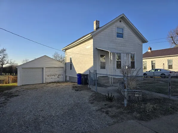 1017 19th St SE, Cedar Rapids, IA 52403