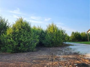157 S Linn Valley Dr, Linn Valley, KS 66040