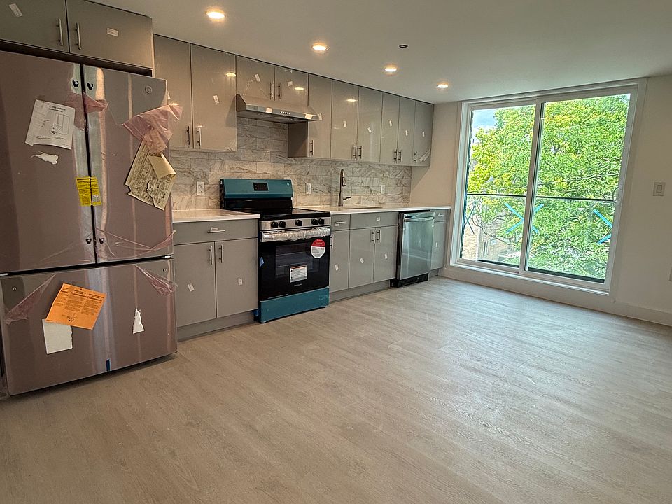 kitchen, balcony