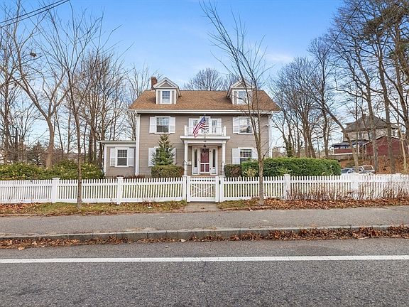 2nd image of 45 Bedford St