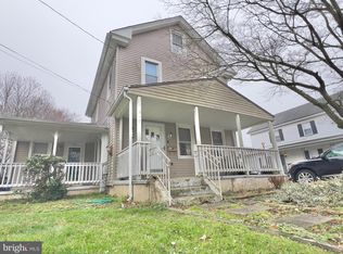 310 Chestnut St, Williamstown, NJ 08094