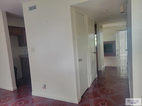 4th image of 4601 Carmen Ave APT 2304