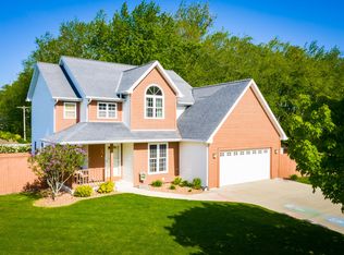 273 Penny Ln, Belgium, WI 53004