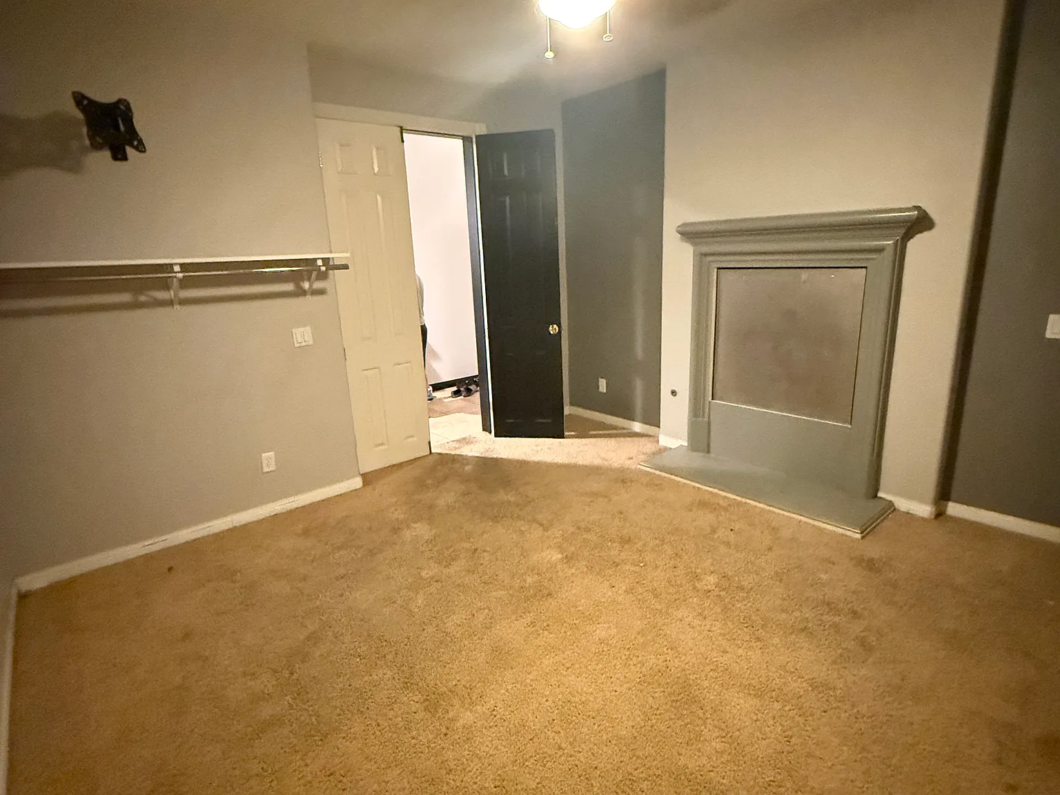 5 bed, $999 — Photo 4
