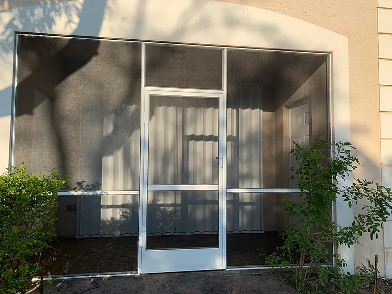 667 NW 42nd Ave — Photo 2