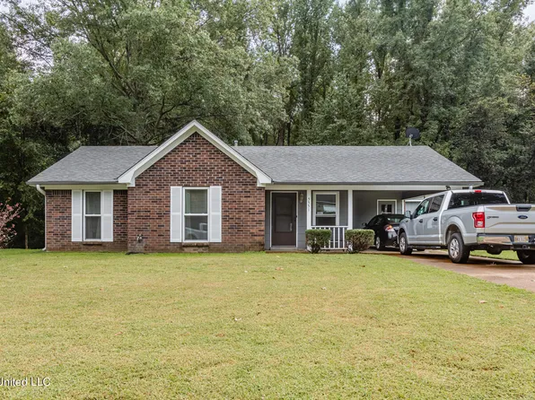 5551 Chapel Hill Dr, Horn Lake, MS 38637