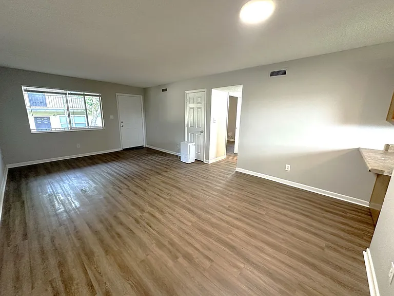 448 Belmont Rd #3 — Photo 7