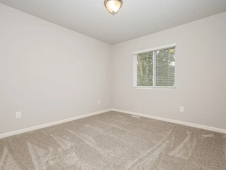 7302 Sessile Cir — Photo 19