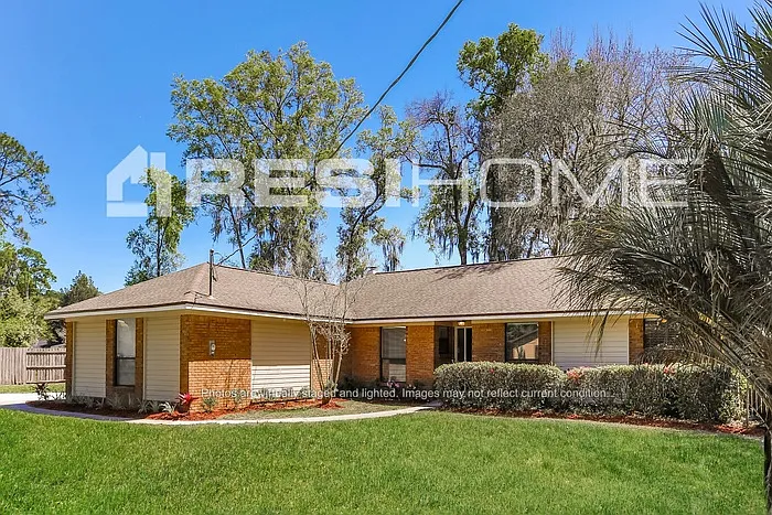 1258 Palm Dr — Photo 13
