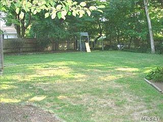 1st image of 18 Wood Ln
