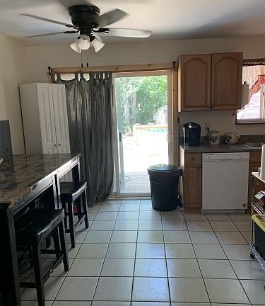 4th image of 3101 Essex St