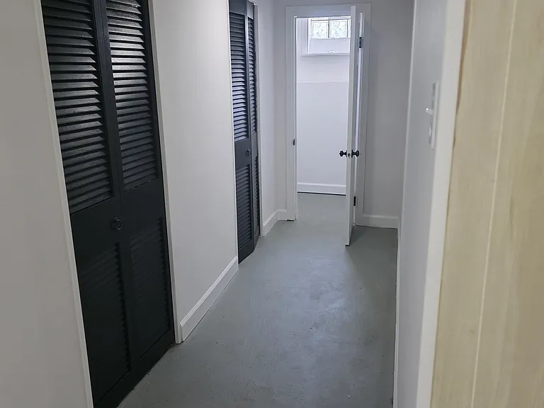 17701 Puritas Ave — Photo 5