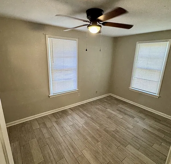 1618 Elberta Dr — Photo 12