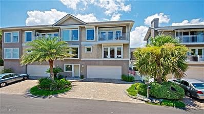 1st image of 1752 Beach Ave