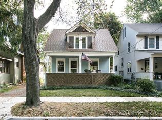 454 Rosewood Ave SE, East Grand Rapids, MI 49506