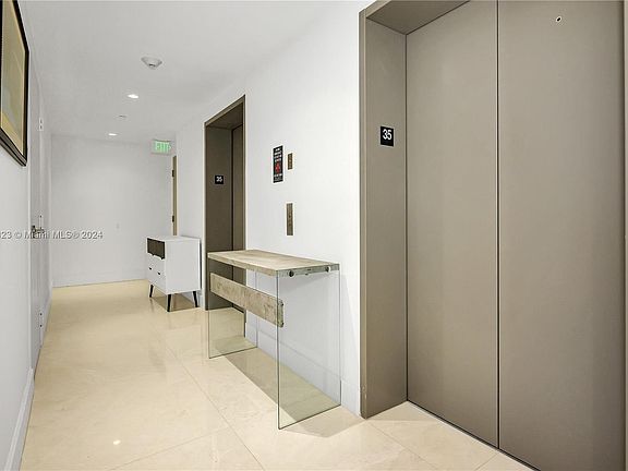 2nd image of 488 NE 18th St Unit 3512