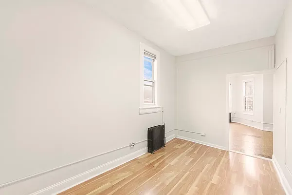 Rented by Compass | media 26