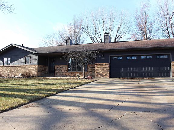 2nd image of 701 Highland St