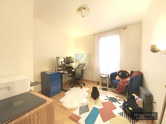 Rented by ZealEstate Group Inc | media 21