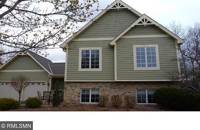 1st image of 424 Hidden Oaks Ct