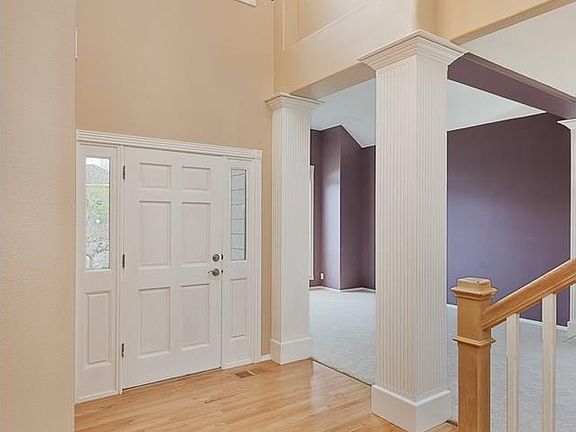 Elevated space inside the main door