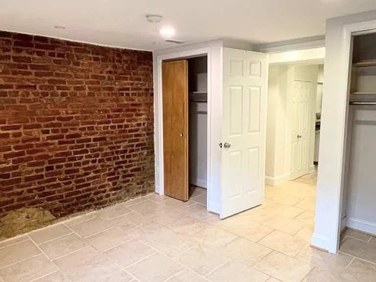 1351 Irving St, NW — Photo 23