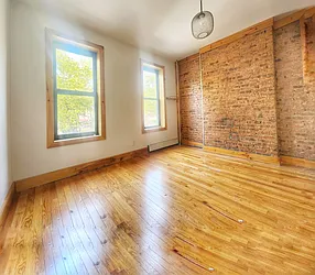 Rented by RELEASE NY