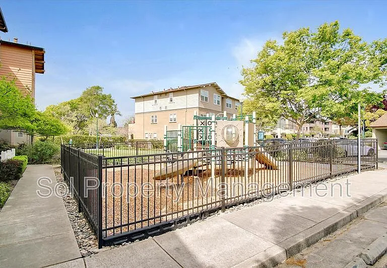 237 Pacifica Blvd #302 — Photo 6