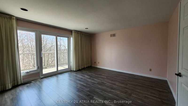 Toronto House for rent - 4 Bedrooms — photo 8