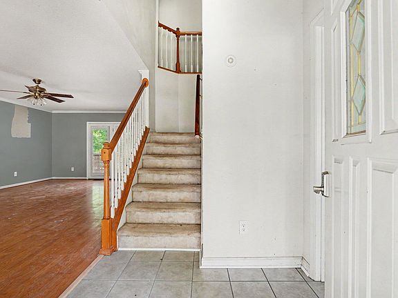 5th image of 73 Waters Edge Dr