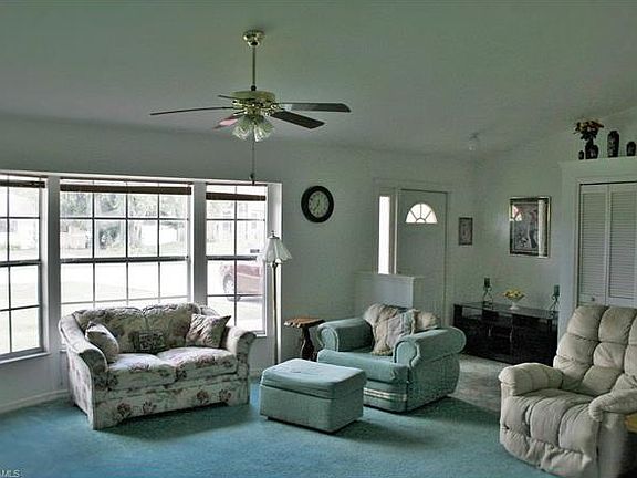 5th image of 1328 SW 25th St