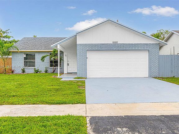 3rd image of 8500 SW 20th St