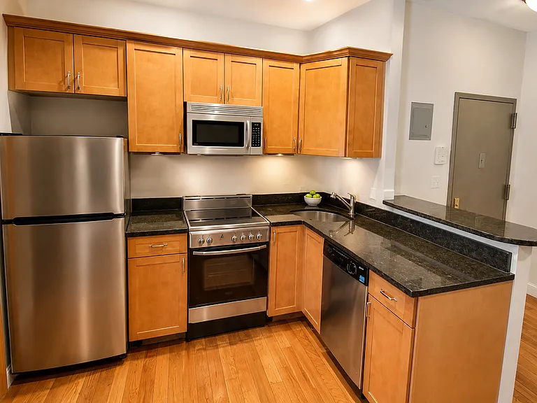 250 Broome St #10A — Photo 4