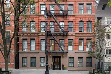 104 Bedford Street in West Village