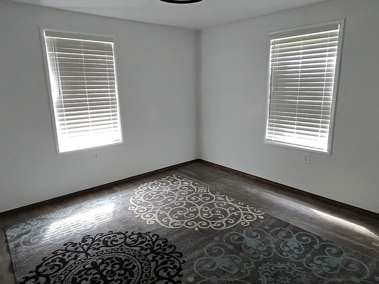 Master Bedroom.. with large closet
