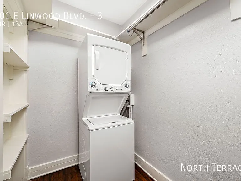 901 E Linwood Blvd #3 — Photo 8