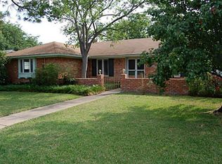 10935 Damon Ln, Dallas, TX 75229