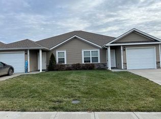 9309 N Robinhood Ave #9309, Kansas City, MO 64154