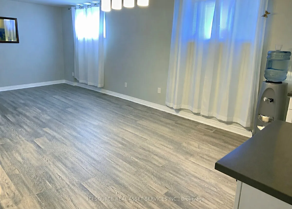 Building Photo - 39 Dewal Pl #BASEMENT