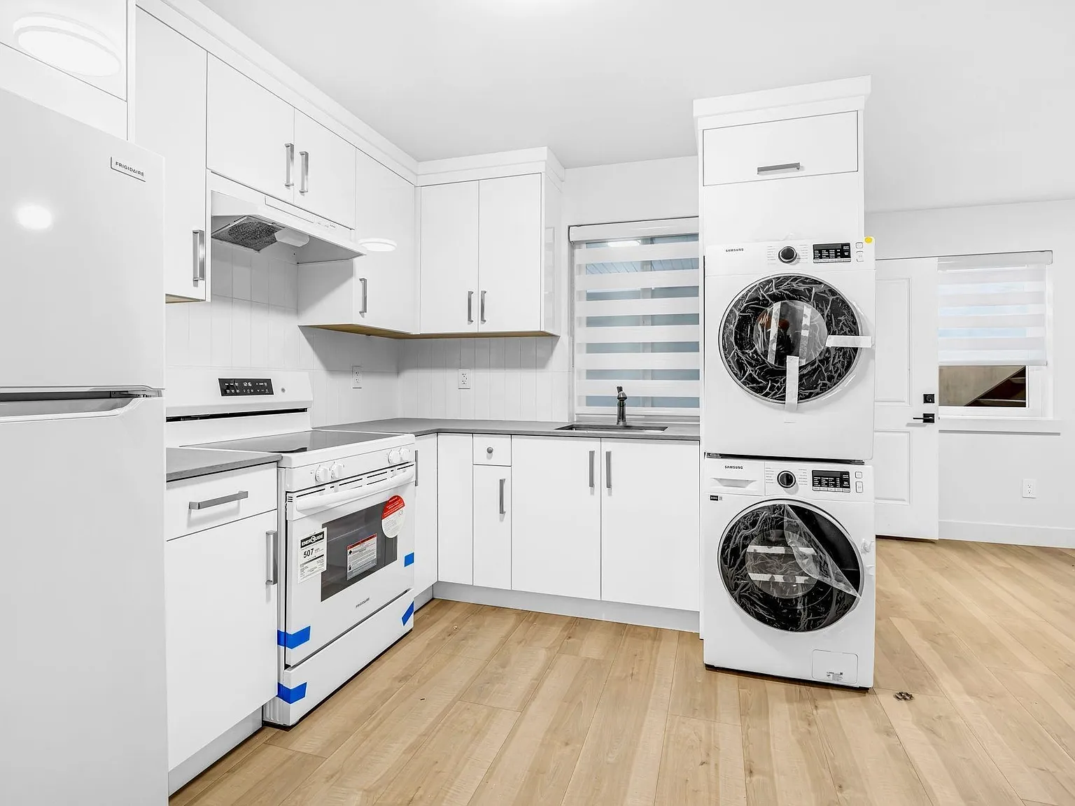 2 bed, 650 sqft, $1,850 — Photo 2