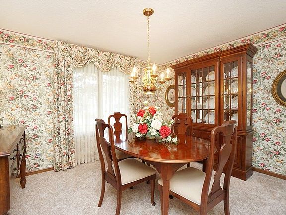 4th image of 4536 Rosewood Ct