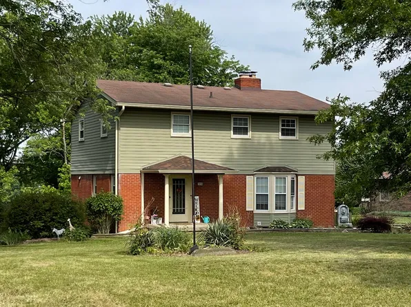 7846 Mann Rd, Indianapolis, IN 46221