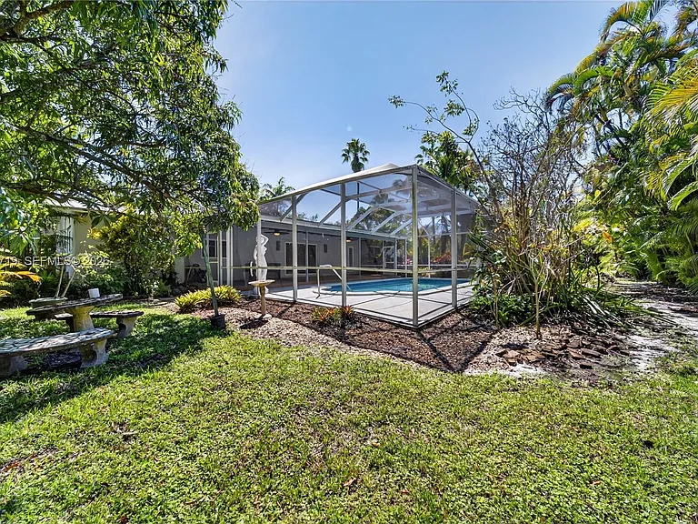 10142 SW 79th Ave — Photo 53