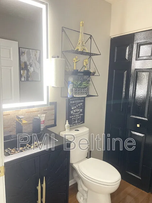 4 bed, 3.5 bath, $2,885 — Photo 3