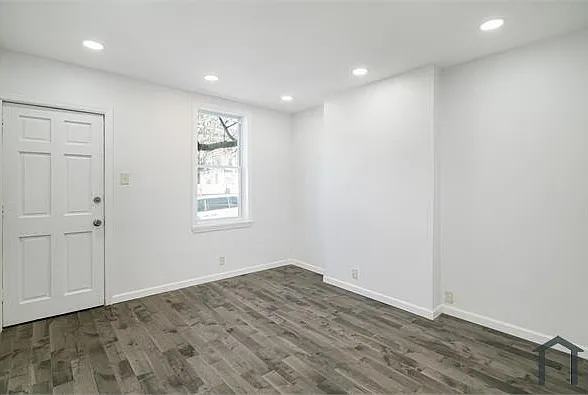 2547 N Lee St — Photo 11