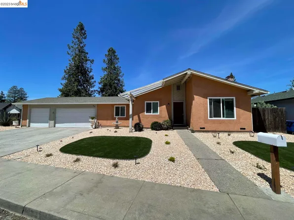 1855 Premier Pl, Concord, CA 94520