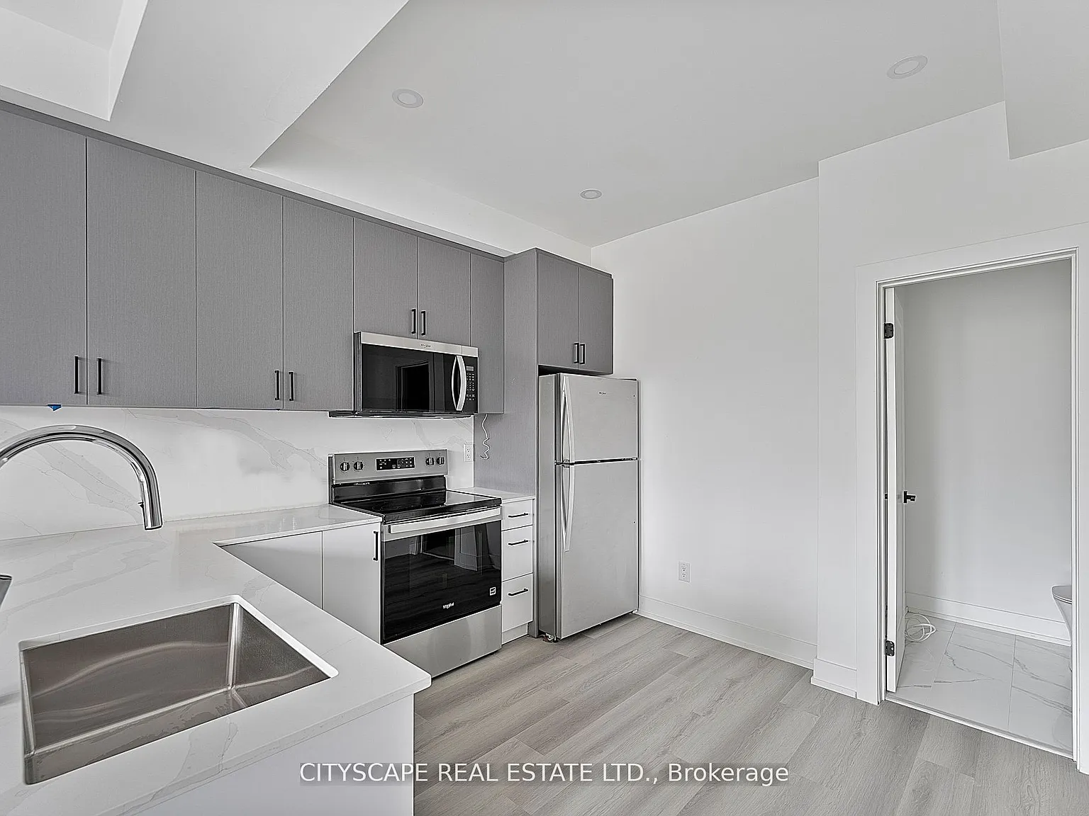 2 bed, $2,940 — Photo 4