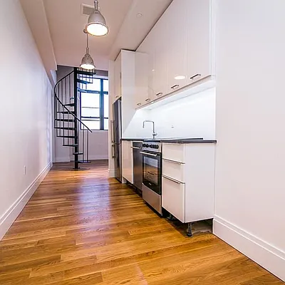 Rented by Nooklyn NYC LLC | media 81