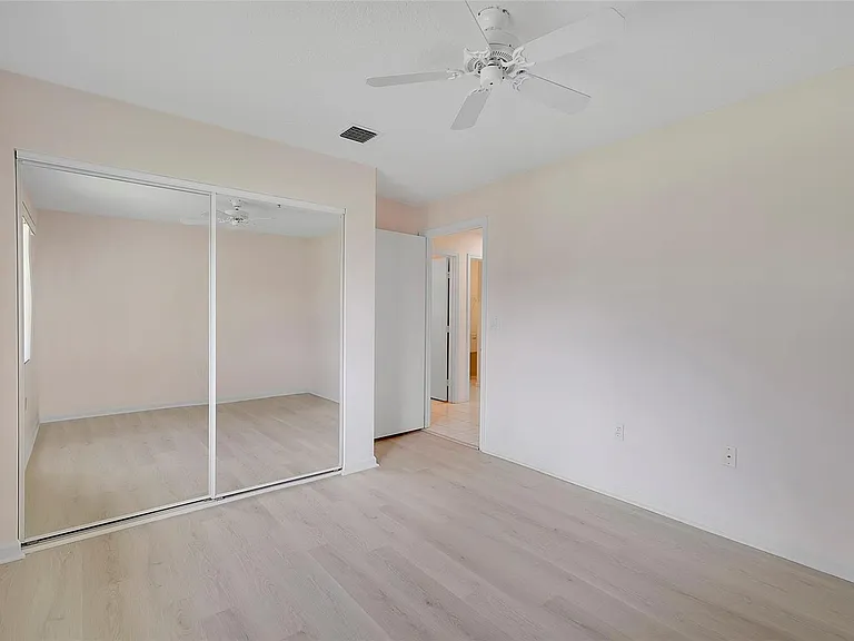 5876 Regal Glen Dr #201 — Photo 25