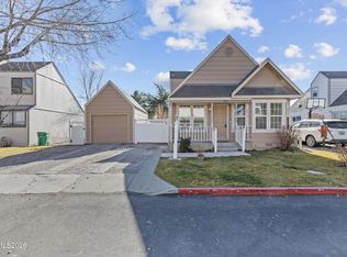 2575 Garfield Dr, Sparks, NV 89431